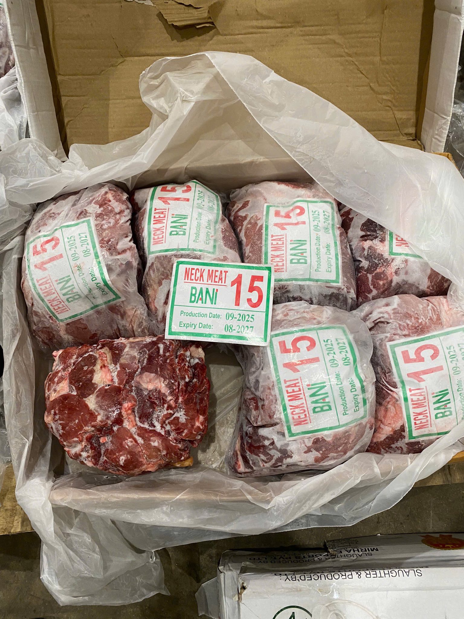 thịt nạc cổ trâu AGRO MS 15 đông lạnh nguyên khối