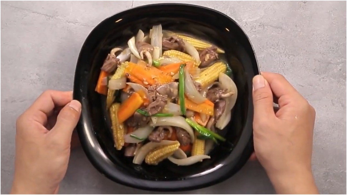 tim gà xào hành tây