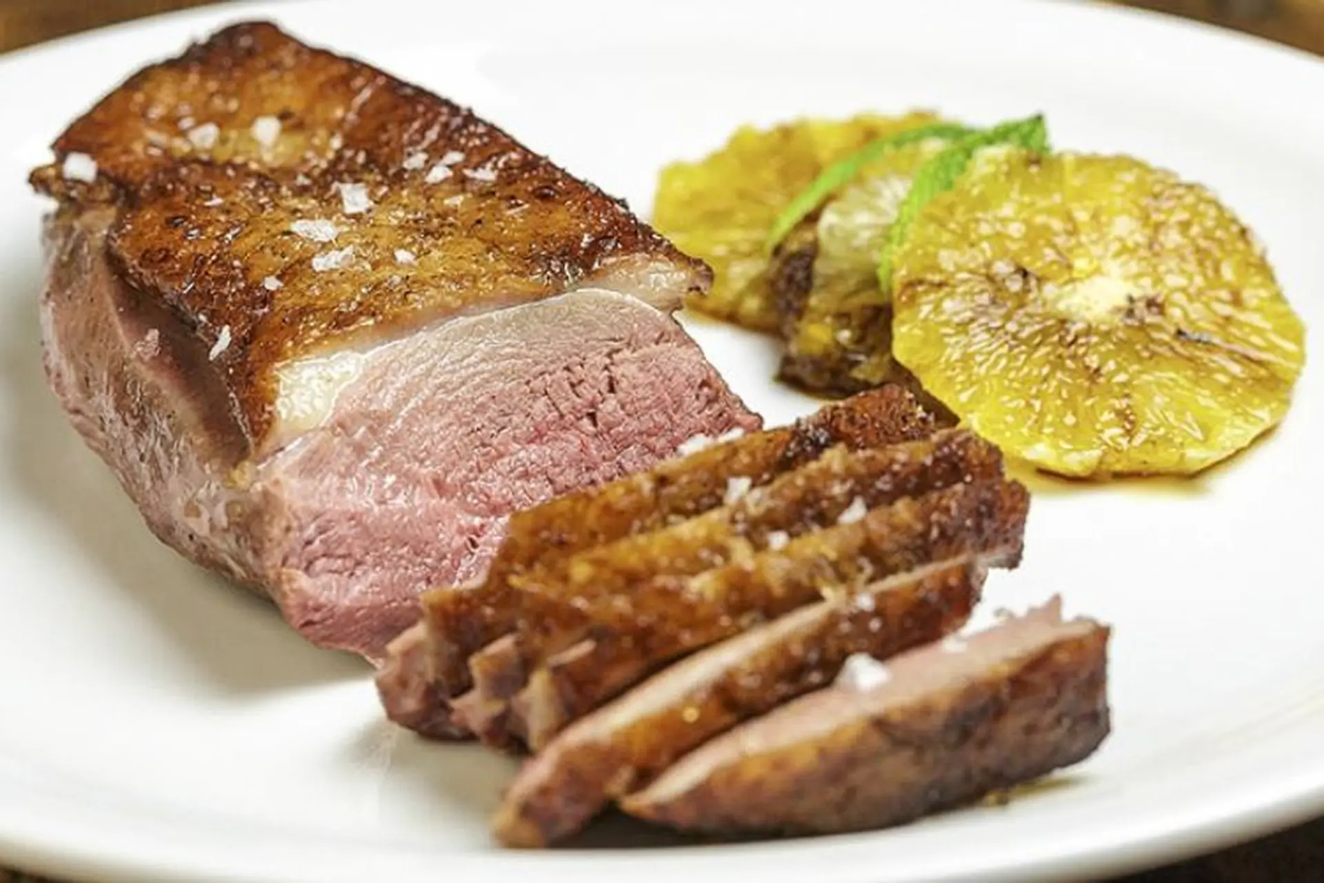 ức vịt áp chảo