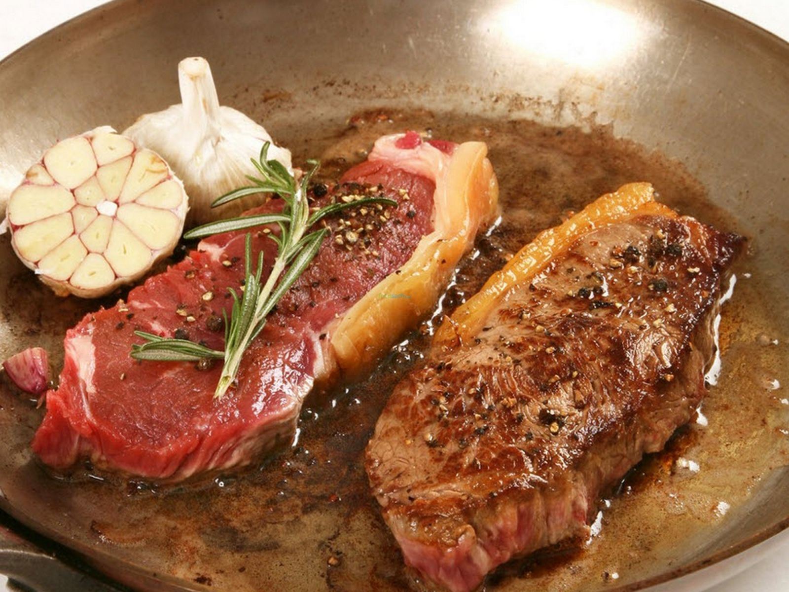 thăn ngoại bò mỹ áp chảo