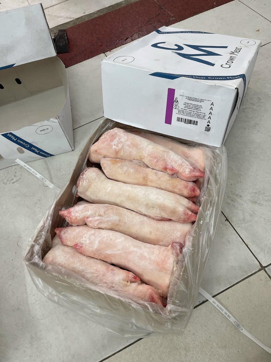 dựng heo sau crown meat đức