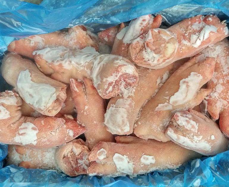 móng heo trước danish crown đức