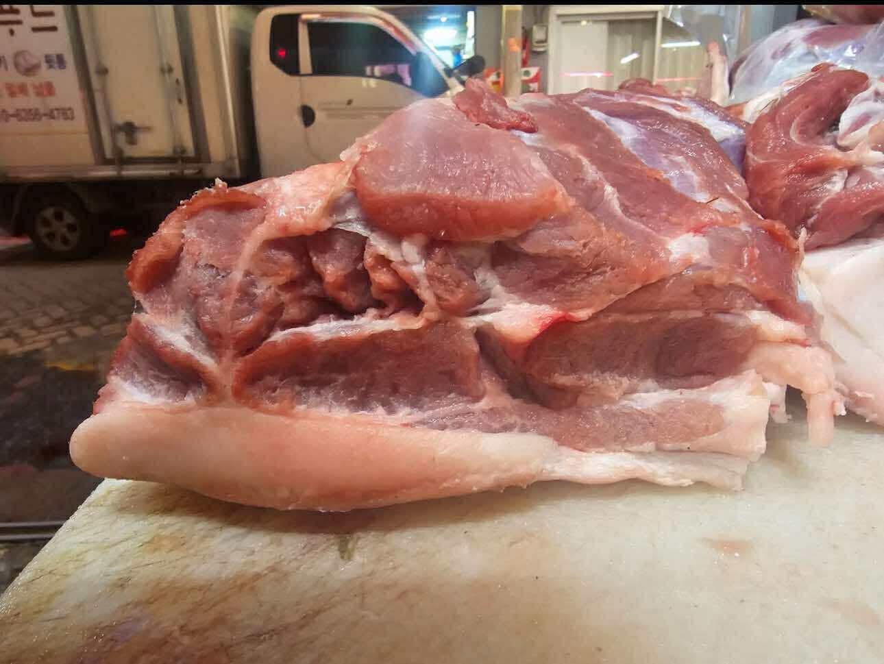 quả vai heo olymel giá sỉ