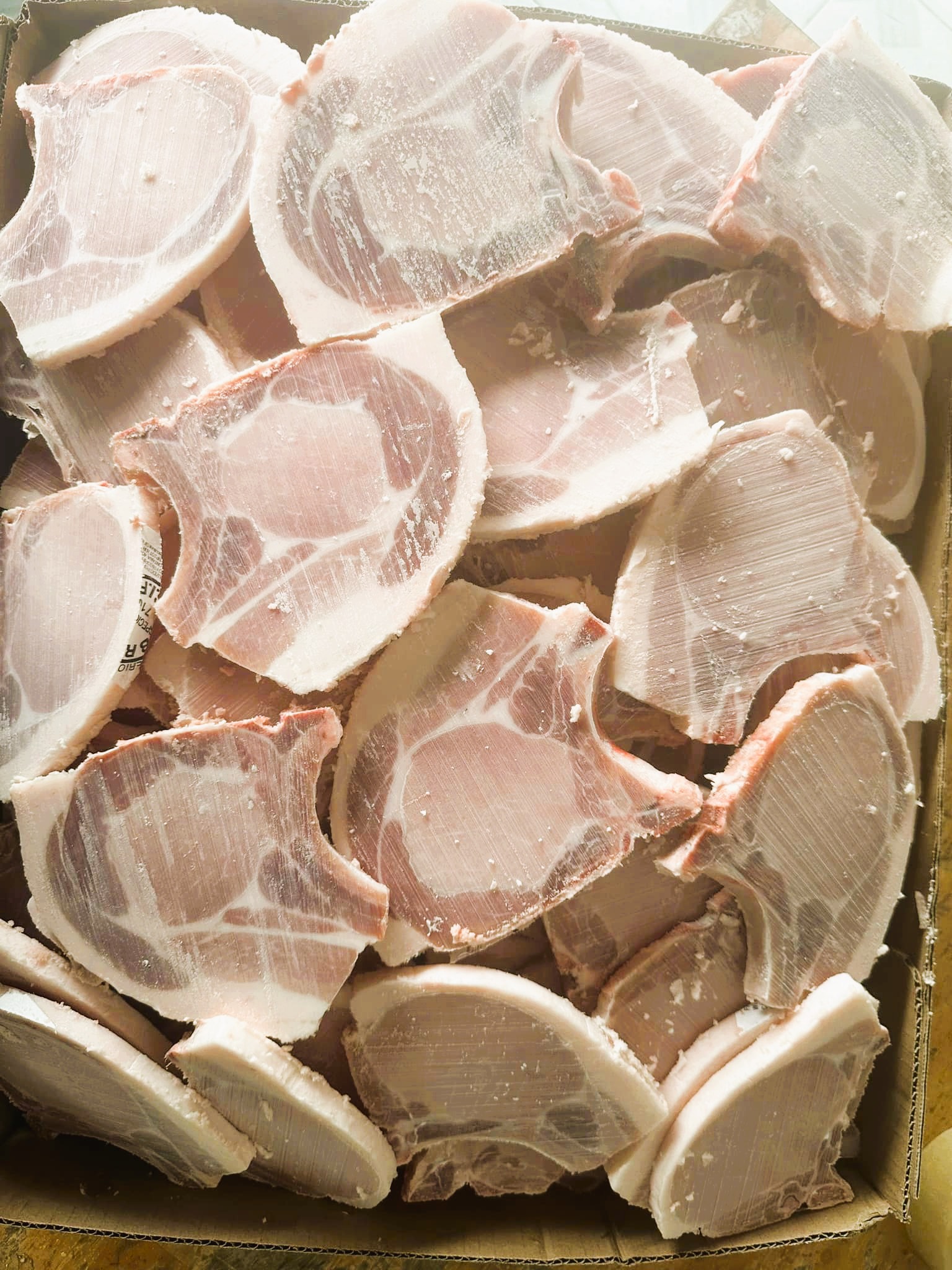 cốt lết heo đông lạnh nhập khẩu brazil